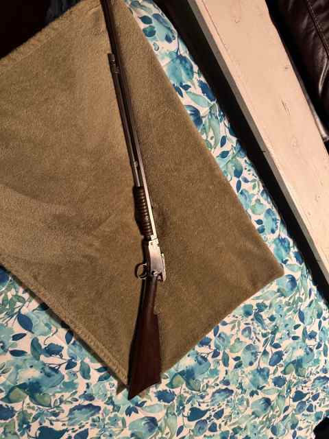 Winchester Model  1890