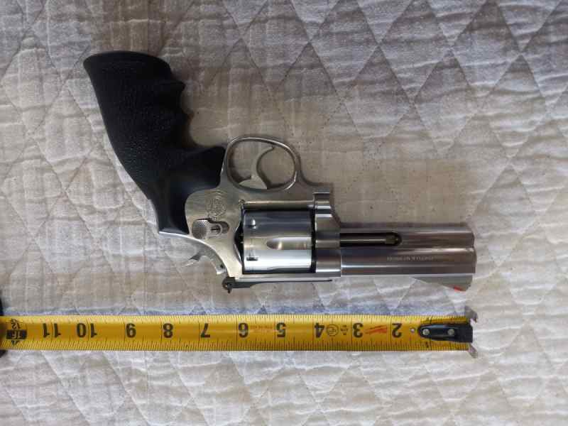 Smith &amp; Wesson, 686, 357 Magnum