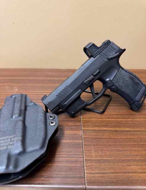 sig sauer P365XL 9MM USED W/romeoZero &amp; Laser