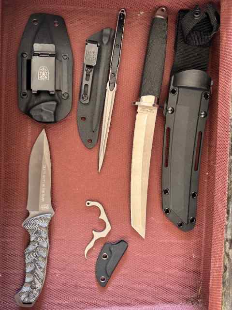 Knives. All together 