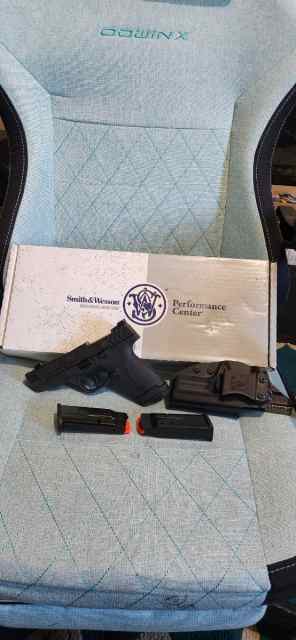 M&amp;p shield plus comp carry performance center