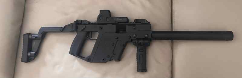 Kriss vector 45 cal with eotech sight