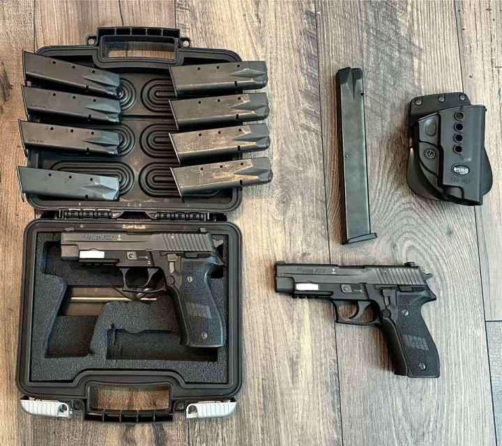 Sig P226 MK25 with 4 mags and SRT