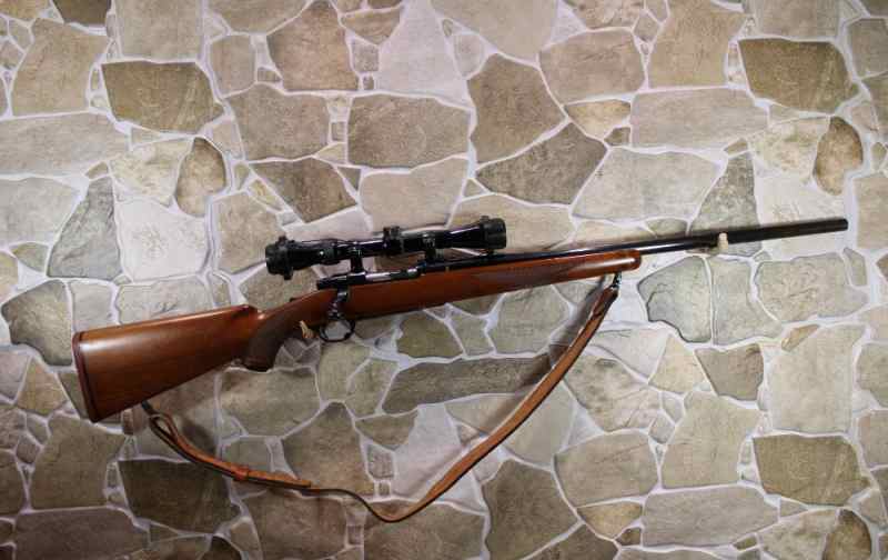 Ruger M77 22-250 Bolt Rifle with W/ 39x32 Scope