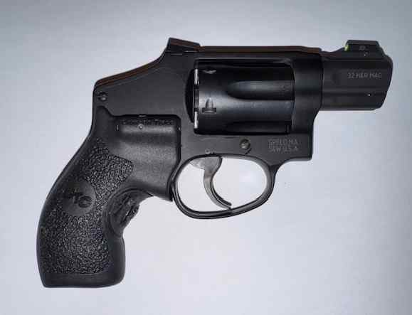 SW  32 H&amp;R Mag. J Frame 6 shot revolver with laser