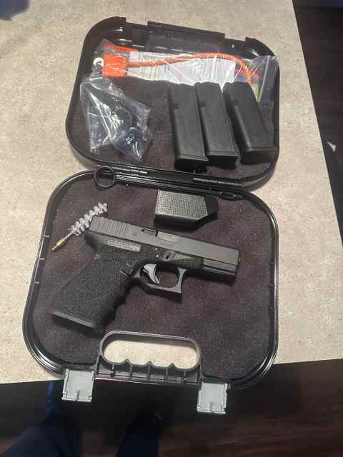 Glock 32 Gen 4 - Like New 