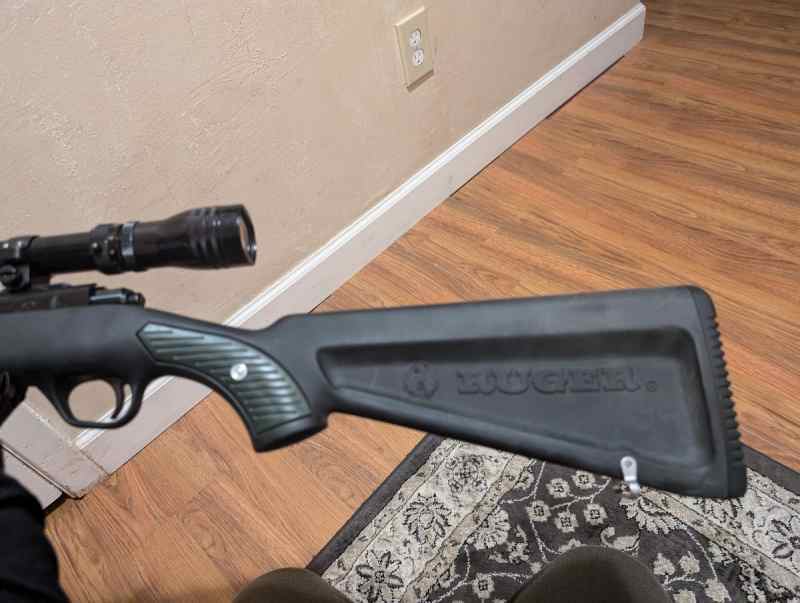 Ruger 77/22 .22LR 80&#039;s Boat Paddle Stock, Rail