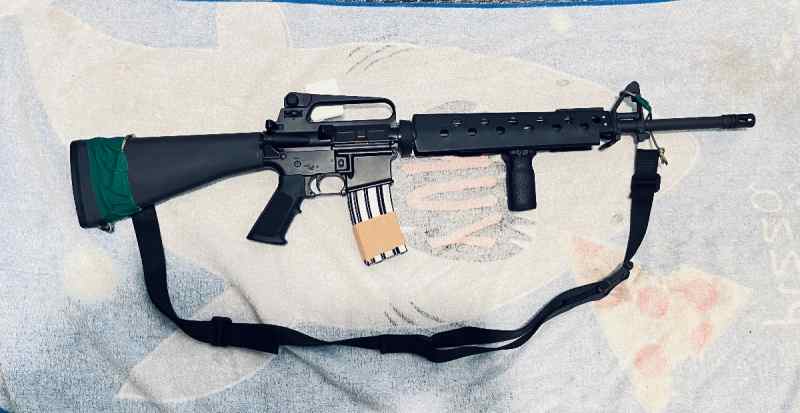 M16A2 with M203 Grenade Launcher handguard + Acc