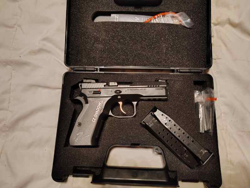 CZ Shadow 2 compact with extras hard to find 