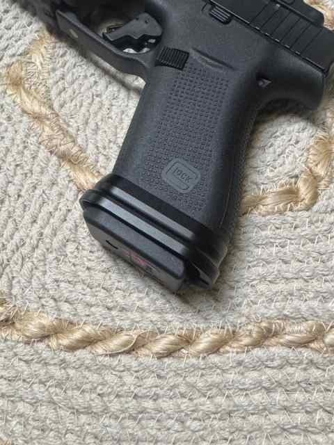 Glock 43x 48 NDZ magwell. Great for the 15rd mags