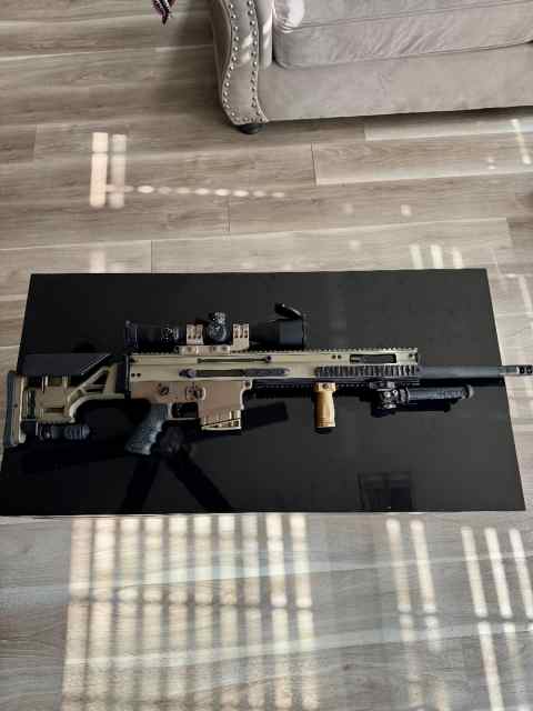 Upgraded FN Scar 20 for trade