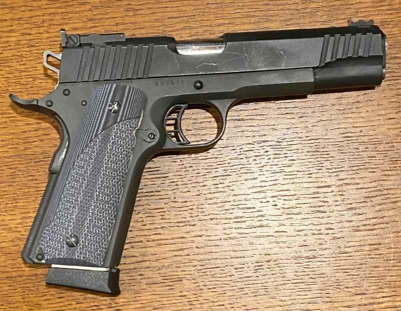 STI Spartan 1911