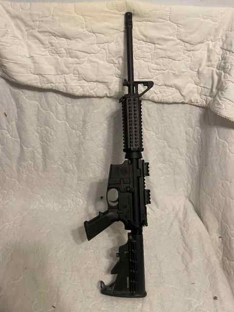 Smith and Wesson AR-15 5.56 - .223. 16IN. Rifle