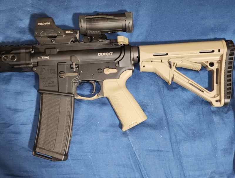 Daniel Defense DDM4 Carbine V7 5.56mm 16in rifle 