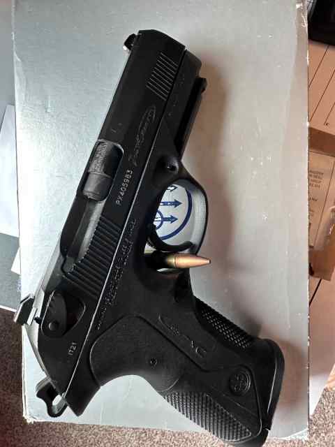 Beretta PX4 Storm 9 MM  JXF9F20CA Sell or Trade