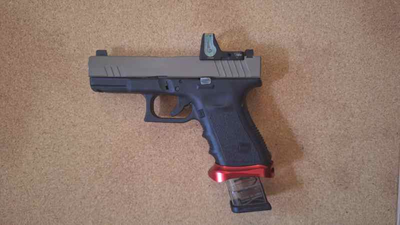 Glock G19 Custom