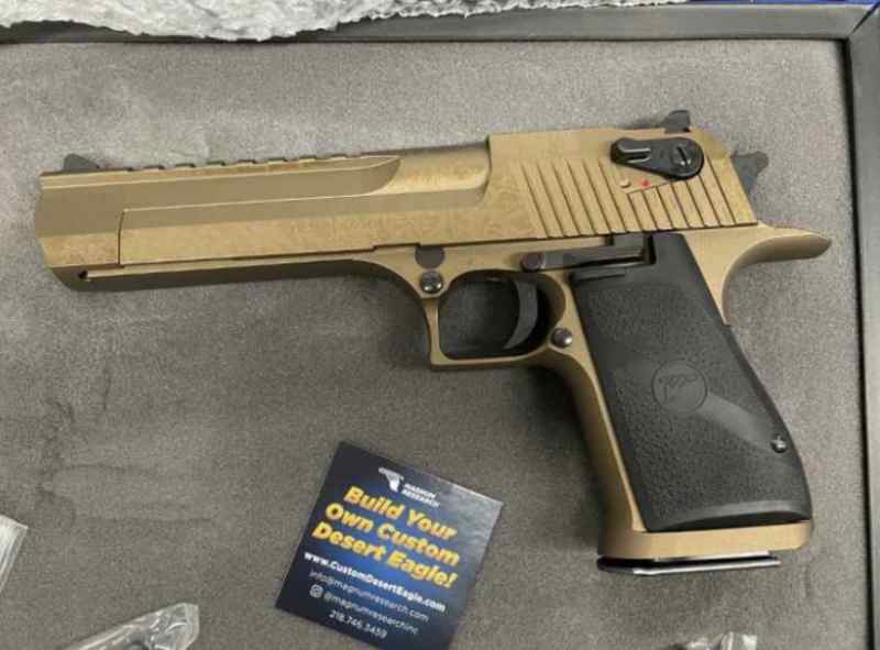 Special Magnum Research Desert Eagle Mark pistol