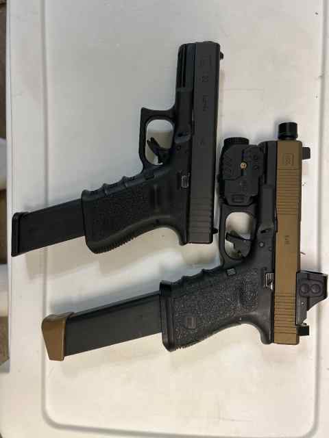 Glock 19 and Glock 23