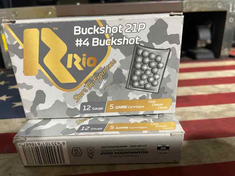 Assorted 12 gauge Buckshot/Birdshot /85 shells