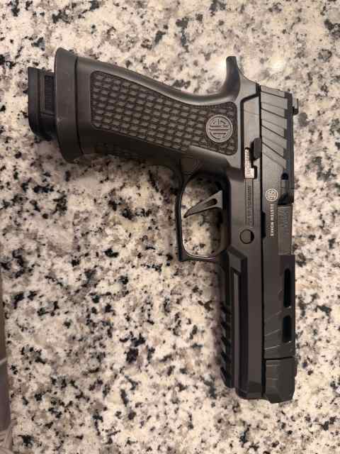 Sig P320 Specter Comp midnight 
