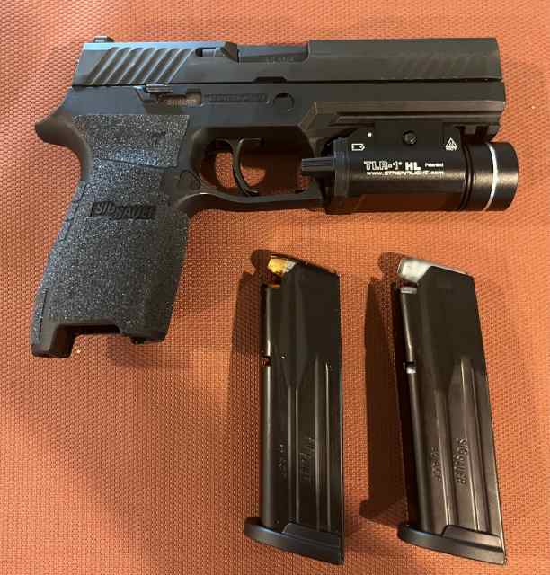 Springfield Armory XDM competition 10mm