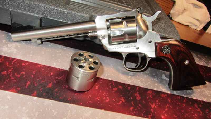 RUGER SINGLE SIX CONVERTIBLE .22/.22MAG