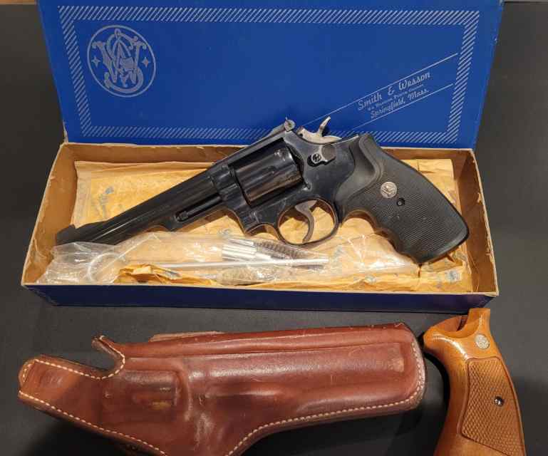 S&amp;W Model 19 .357