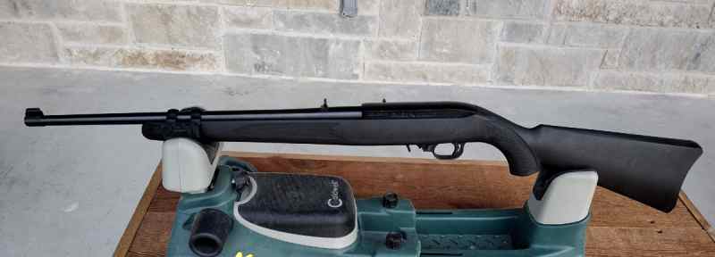 Ruger 10-22 with Laser &amp; 1 10rd mag Copperas Cove