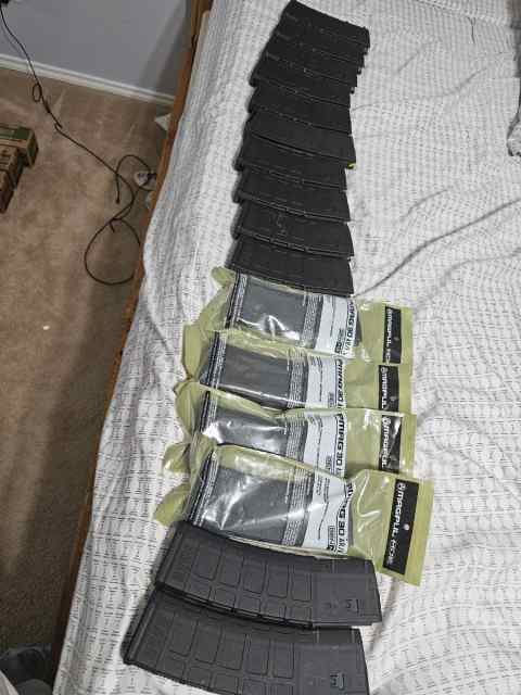 .556 .223 Magazines for sale 14 (30 round) 2 (40) 