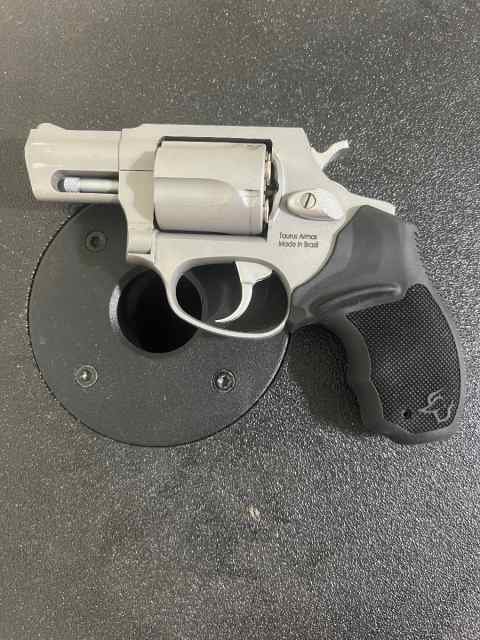 Taurus 905 9mm revolver 