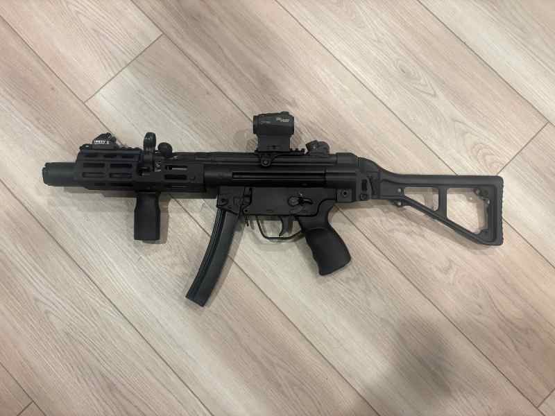 MP5k Mid-West Rail