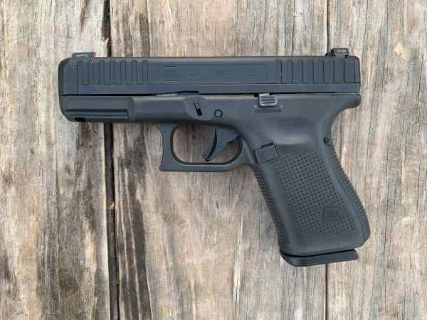 Glock 44 .22lr $350