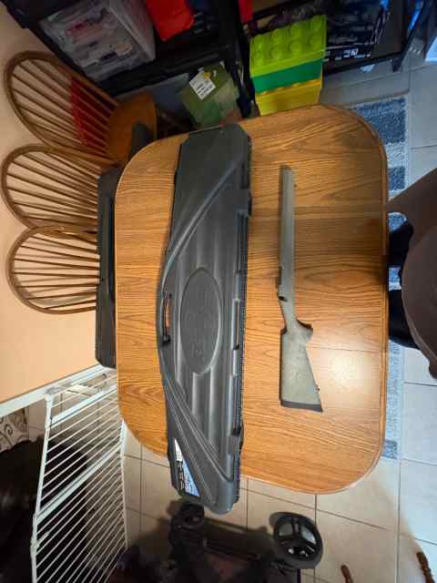 Remington 700 short action houge stock with case