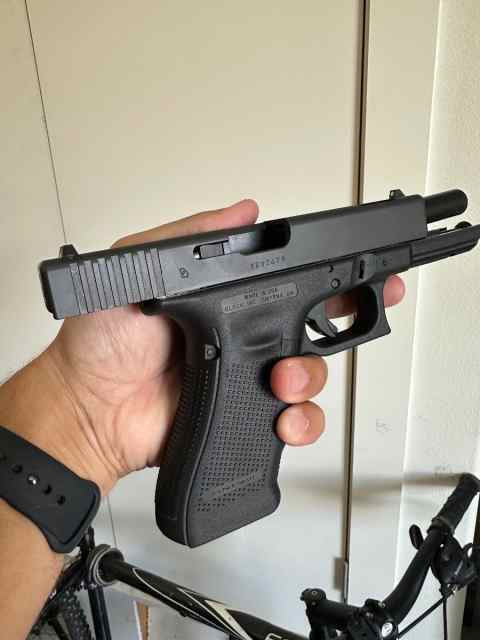 Glock 17C 